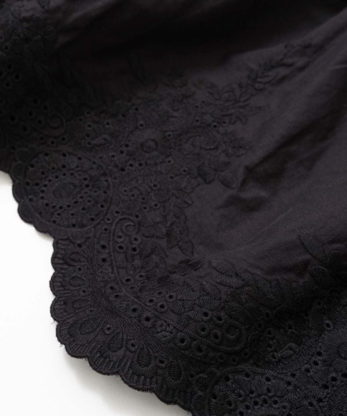 ペチスカートB　カットワーク刺繍レースのインナースカート
