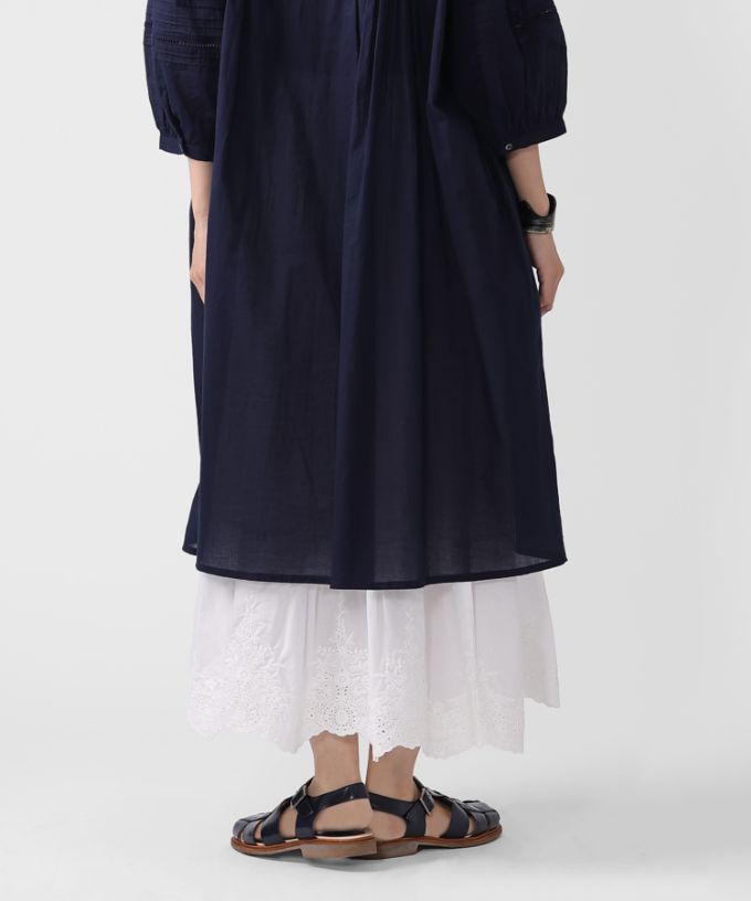 ペチスカートB　カットワーク刺繍レースのインナースカート