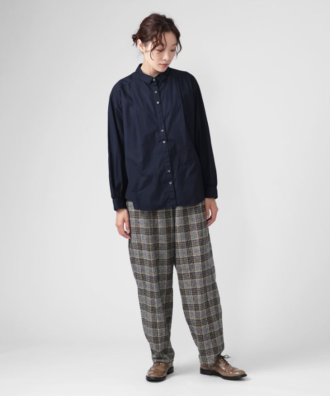 イザック　胸フリル付きブロードシャツ