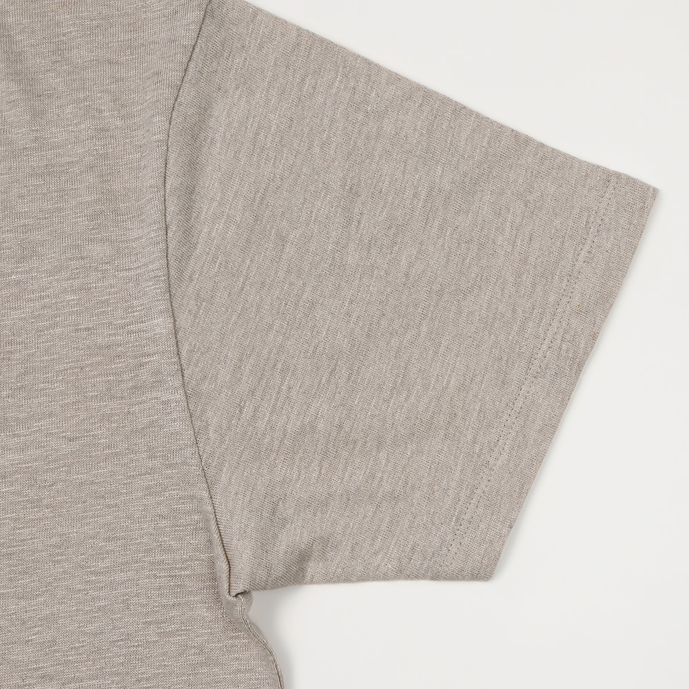 リネンのVネックTシャツ リネンの VネックTシャツ メンズ LINEN & BASIC | ウェア