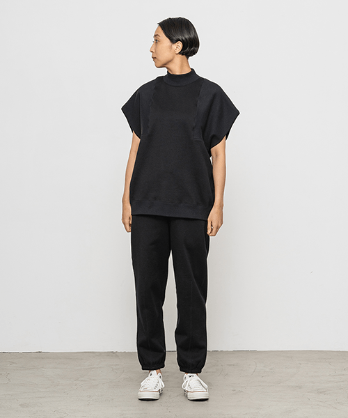 20 SLEEVELESS SWEAT SHIRT