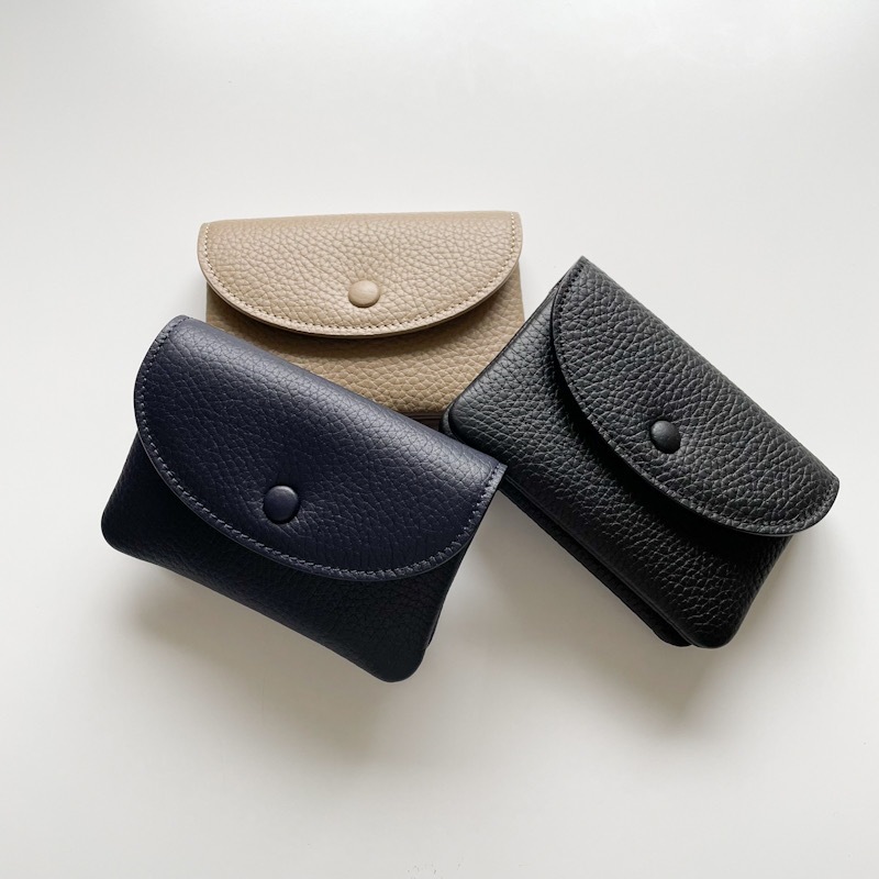 STUDIO LA CAUSE シュリンクレザー M 財布 ライトグレー