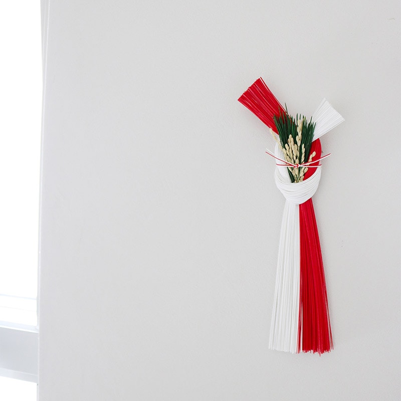 水引デザイナー長浦ちえさんの 水引お正月飾り「稲穂松 赤白」 TIER・タイヤー 日本