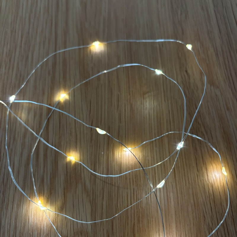 軽～い電池ボックス♪ イルミネーション チェーンライト プレーン 200 cm LED 20球【ネコポスOK】