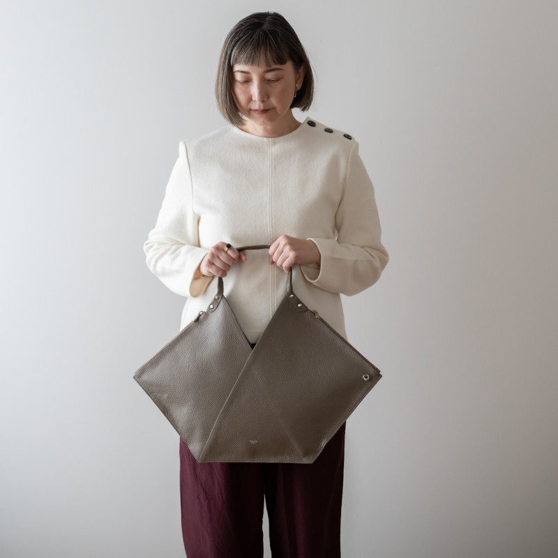 blancle 日本製 本革 2-way ラップ フラット トートバッグ トープ / ブラック / シルバー イタリア製シュリンクレザー / メタリックレザー