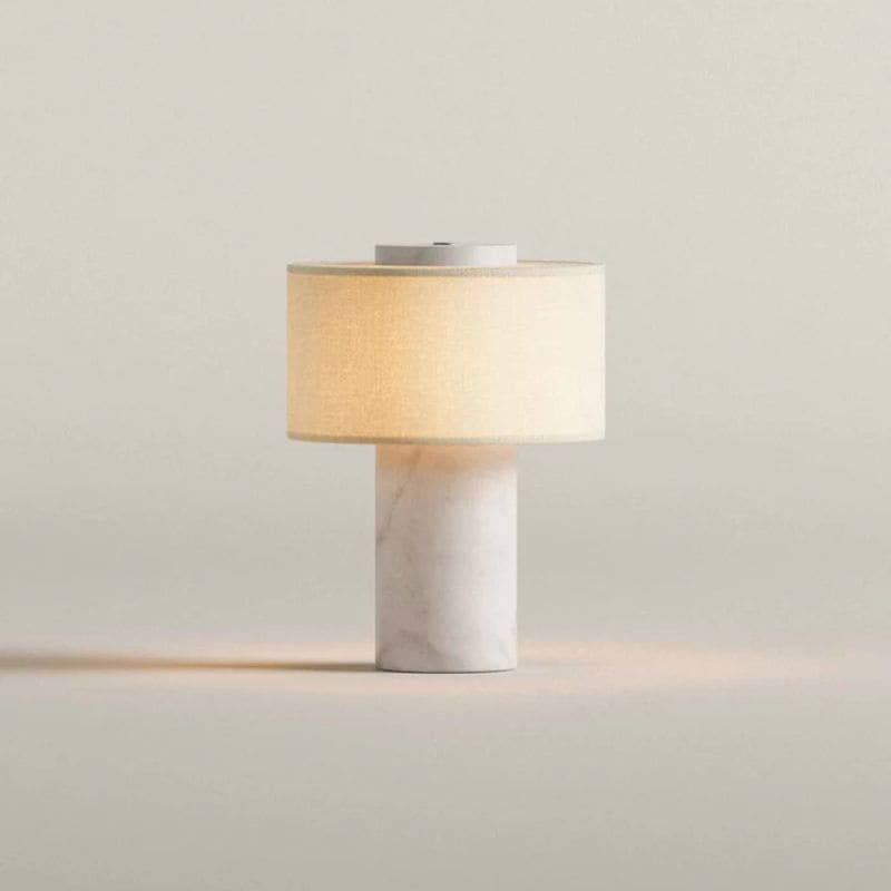 Blossholm Aurie ポータブルランプ 大理石 ホワイト × リネン 充電式 コードレス LED φ17.5 x H24 cm ブロスホルム 北欧 デンマーク