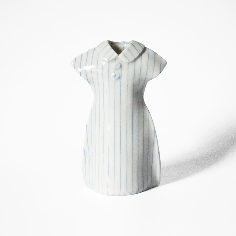 【数量限定】Saori M Stoneware 練込 ドレス型 一輪挿し フラワーベース ブルーストライプ H13 磁器 日本/アメリカ