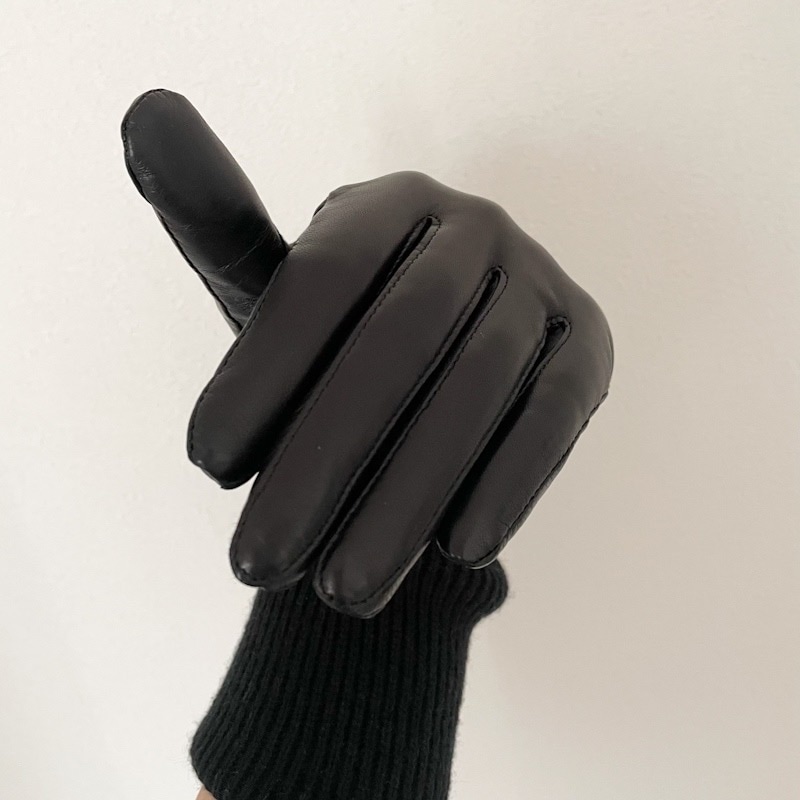 ✨極美品✨ヨウジヤマモト ラムスキン ニットカフス手袋 2020-21AW 北欧モダン雑貨のオンライン通販｜nest のなめらかイタリアン羊革 x