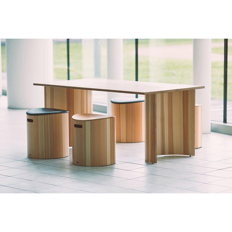 ���ġ���