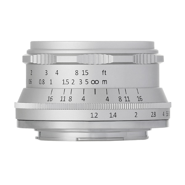 クリスマスローズ 【⠀売り切り】七工匠 7artisans 35mm 単焦点レンズ