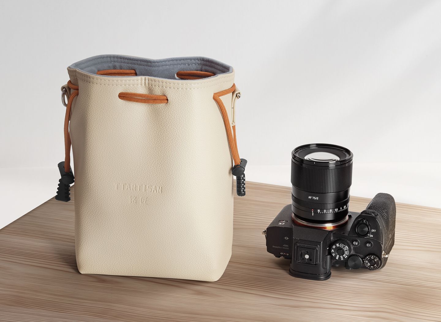 銘匠光学 TTArtisan 巾着カメラバッグ TT-KCP | 焦点工房オンラインストア