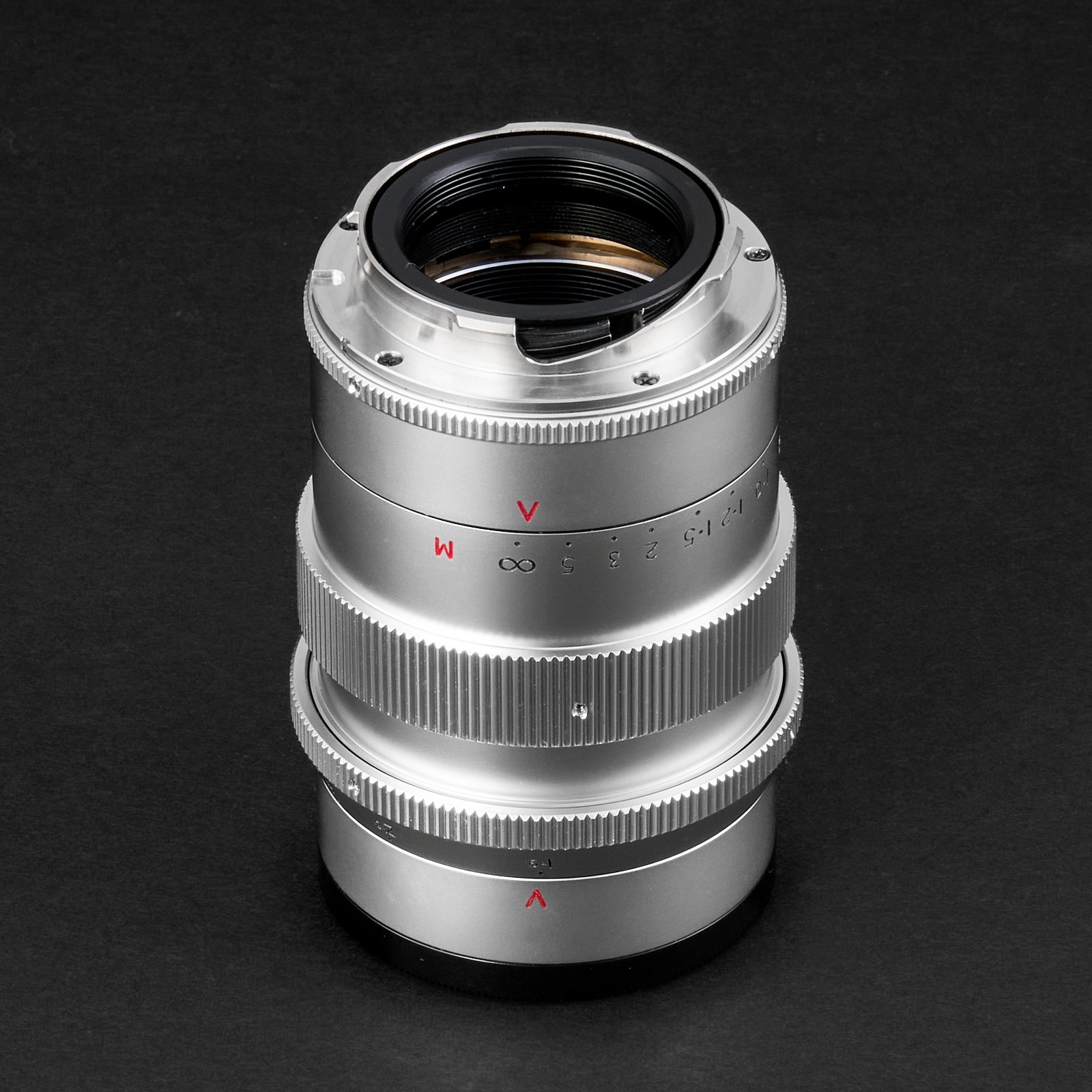 �ڿ��̸����DK-OPTIC CHIARO 75mm f/1.9 ���ͽ������