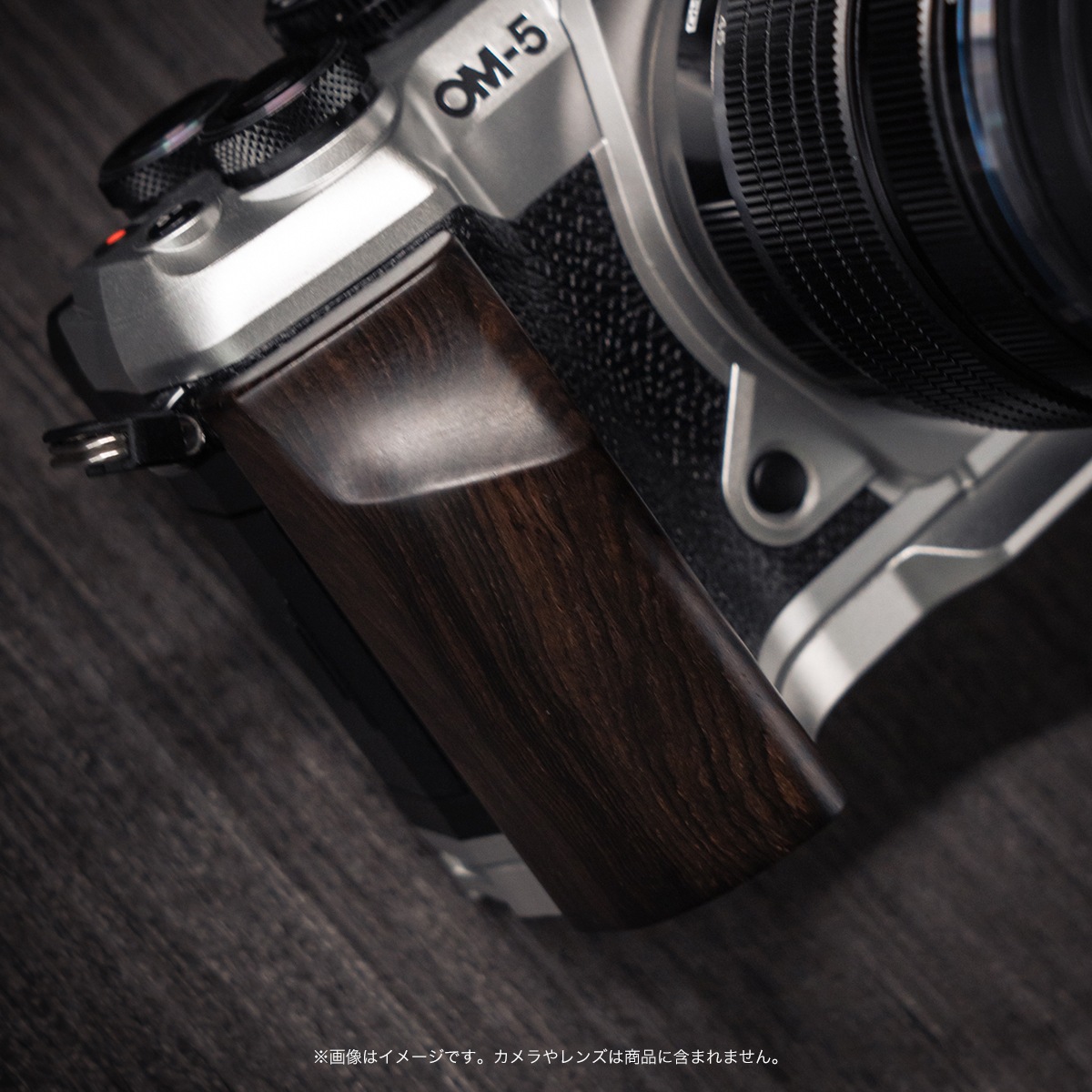 YUWOOD ���åɥ���å� ���η��١����ץ졼�� OM SYSTEM OM-5 Mark II ����