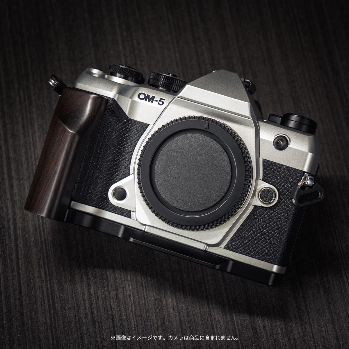 YUWOOD ���åɥ���å� ���η��١����ץ졼�� OM SYSTEM OM-5 Mark II ����