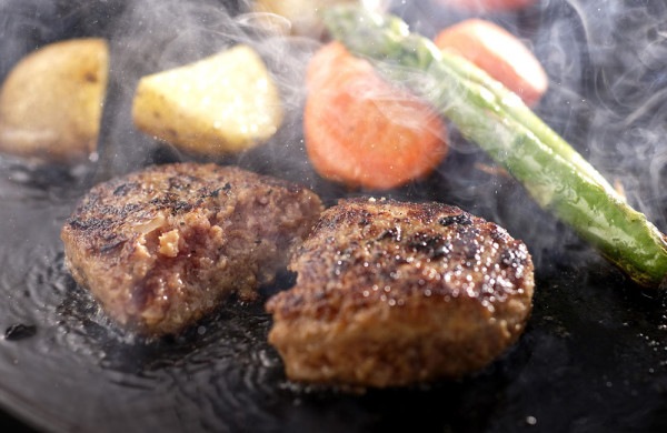 【清水町】北海道　十勝若牛ハンバーグ　100ｇ×6Ｐ