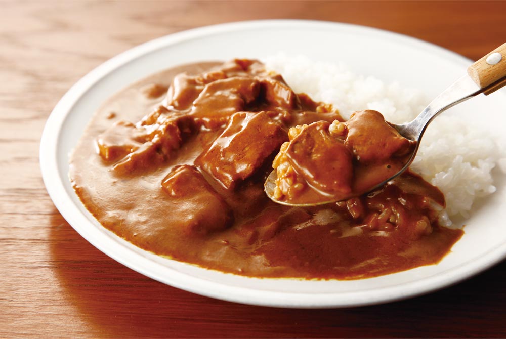JAきたみらいの玉ねぎ、北海道産の牛すじ・ポークが入ったカレーセット