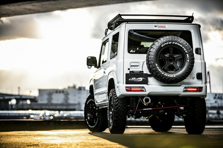 スズキ　ジムニー　JB64W リアバンパー　新品未使用 JB64用 ABSリアバンパースポイラー タイプ2 未塗装品 ジムニー