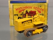 MATCHBOX 8 CATERPILLER TRACTOR
