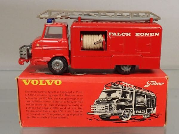 TEKNO 459 ボルボ FALCK ZONEN 消防車 15cm | ☆すべての商品