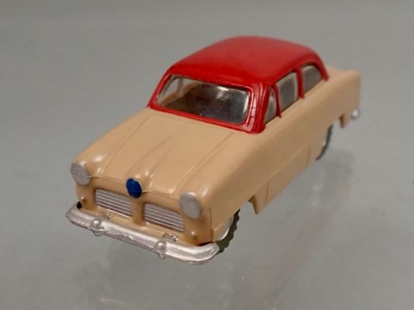 SIKU 19 �ե����� �����ʥ� 1/60 7cm ������� �ץ饹���å���