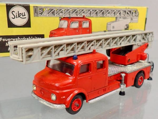 SIKU 261 ��륻�ǥ��٥�� �ϥ������ɼ� 1/60 15cm ������� �������㥹����