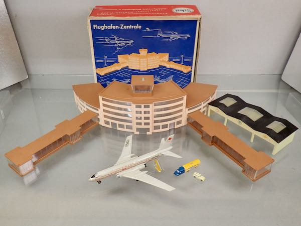 ���� SIKU F207 �������åȡ�202 ���졼�������Ե����ȥ졼�顼¾ ��ʪ��44cm ������� �ץ饹���å���