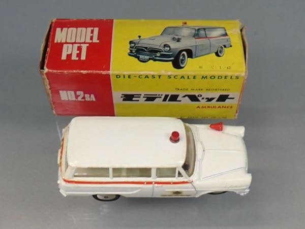 珍品／モデルペット 2SA トヨペット クラウン マスターライン 救急車