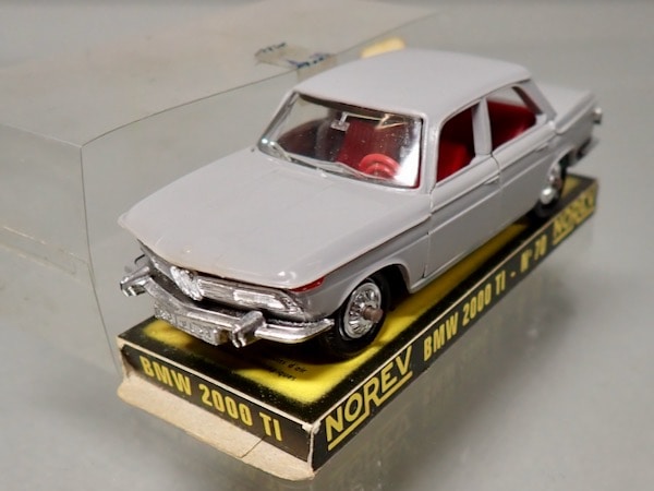 NOREV 70 BMW 2000TI �ץ饹���å��� 1/43