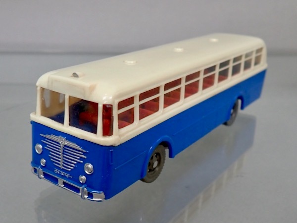 SIKU 27 �Х� 1/60 19cm ������� �ץ饹���å���