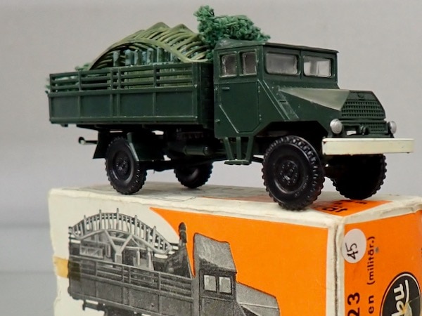 SIKU 123 ��륻�ǥ����ѥȥ�å� 1/60 ������� �ץ饹���å���