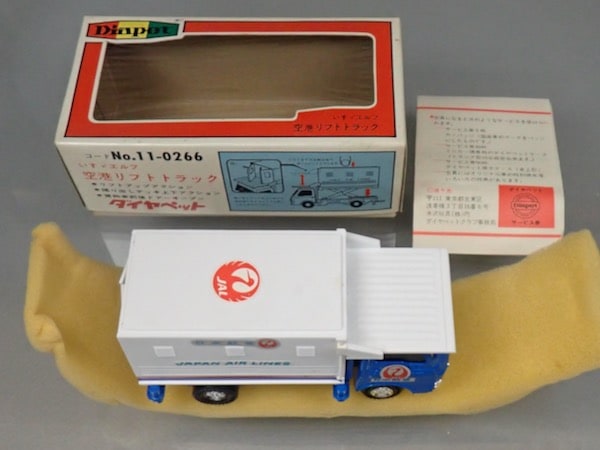 ダイヤペット 0266 いすゞ エルフ 空港リフトトラック 1/40