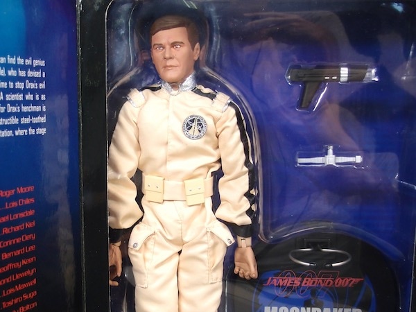 �����ɥ��祦 007 James Bond �ࡼ��쥤���� Roger Moore as James Bond