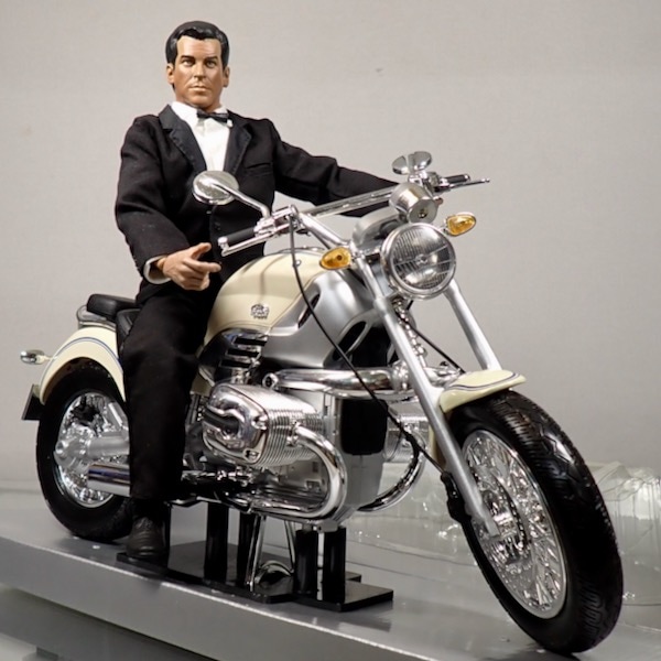 RoadRider 1/6 BMW R1200C �Τ� ���ɻ��͡��ǲ�007 James Bond �ȥ���������ͥС��������Ѥˡ�