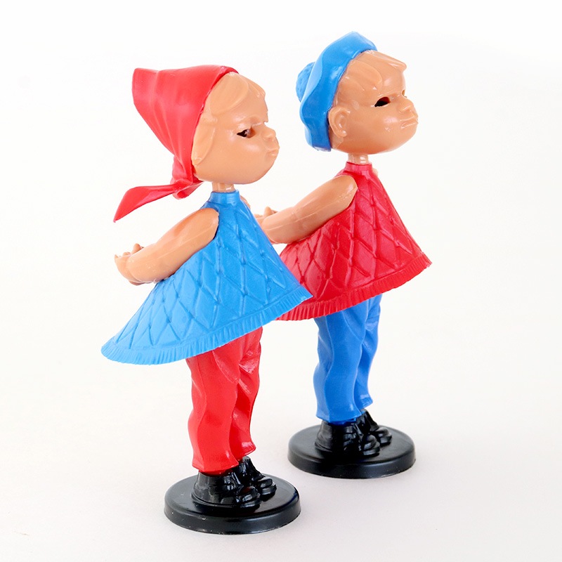 キスするマグネット人形！マグネティックKISSドール Romeo&Julia