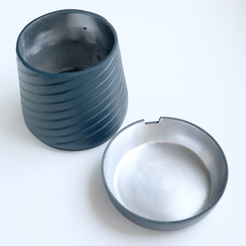 個性的なデザイン！Alx Pot w/saucer Diagonal 鉢