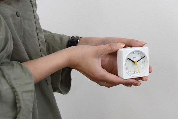 Braun ブラウン Bnc002 アラームクロック 目覚まし時計 ドイツ おしゃれ アナログ 腕時計とおもしろ雑貨のシンシア プレゼント