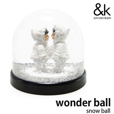 幻想的な世界！wonder ball ワンダーボール スノードーム