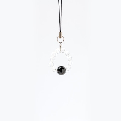 【オニキス】　８月の誕生石　輪形ストラップお守り　神社で祈願済み/パワーストーン/アクセ/誕生日