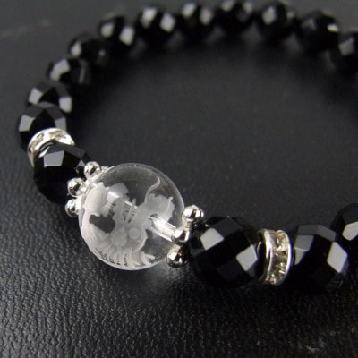 運気上昇・仕事運向上！水晶龍彫り オニキス 一粒パワーストーンブレスレット 神社で祈願済み