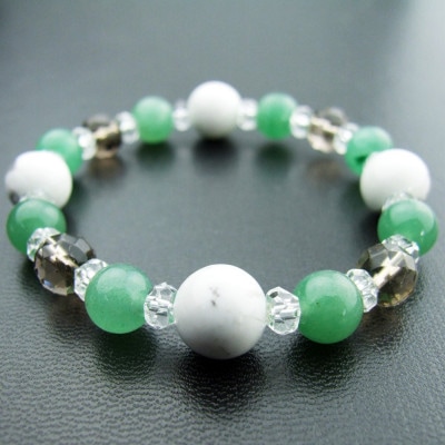 心身健康・ストレスを癒やす　ハウライト　アベンチュリン　ペアブレスレットパワーストーン神社で祈願済み