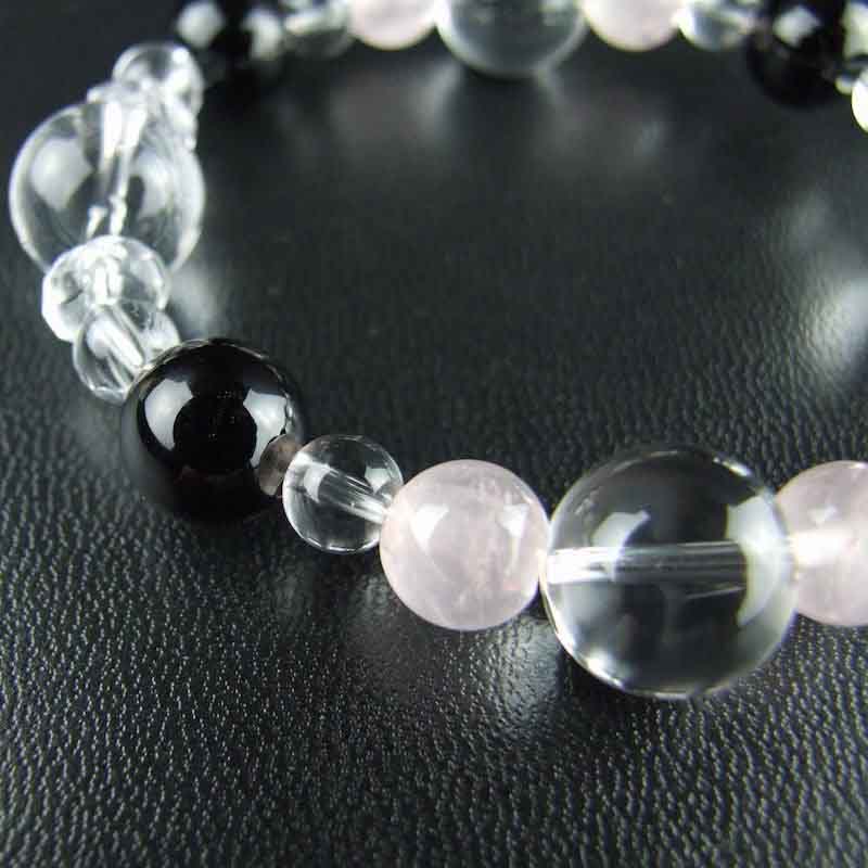 目標を達成し、幸運を呼び込むブレスレット♪ レディース【オニキス】８月の誕生石