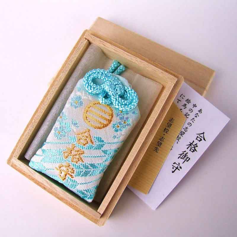 ☆最高級，超希少，風水，お守り，海の色，天然7A級ラリマーペンダントトップＡ8 ＼最大30％OFFクーポン／ドミニカ産 ブルーアンバー 原石 一