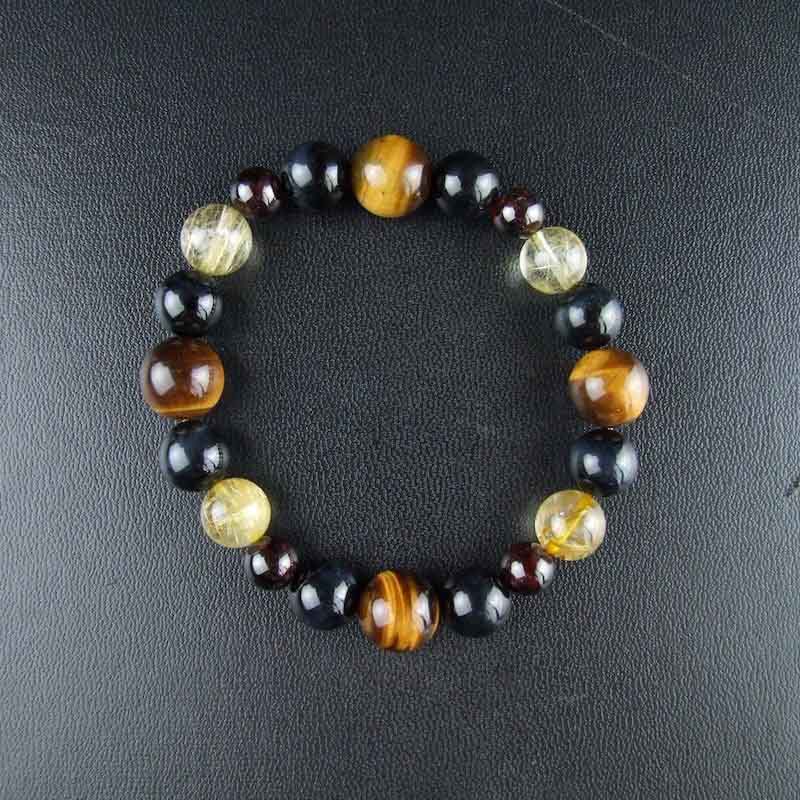 エネルギーチャージ！1月の誕生石【ガーネット】ダーク系 高級ルチル