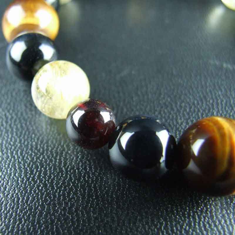 エネルギーチャージ！1月の誕生石【ガーネット】ダーク系 高級ルチル