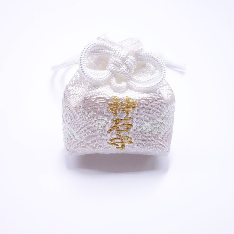 神石守 七つの願意を叶える　神社の特別お守り　お清め・お祓い済み/ご縁/パワーストーン