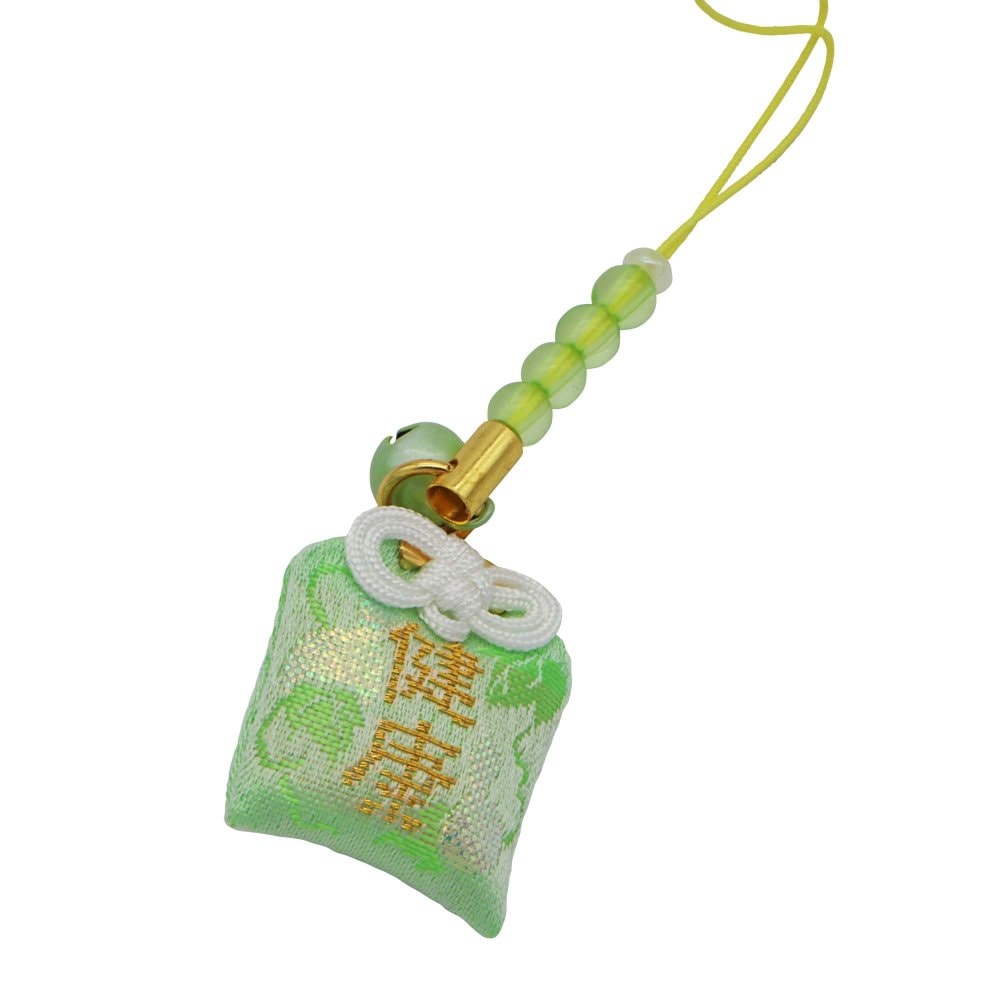 健康守 輝きお守り ストラップ 岩国に鎮座する神社白崎八幡宮で祈願済み