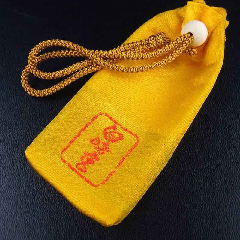 金運・開運　招き猫 印鑑入れお守り　神社で祈願・祓い清め済み