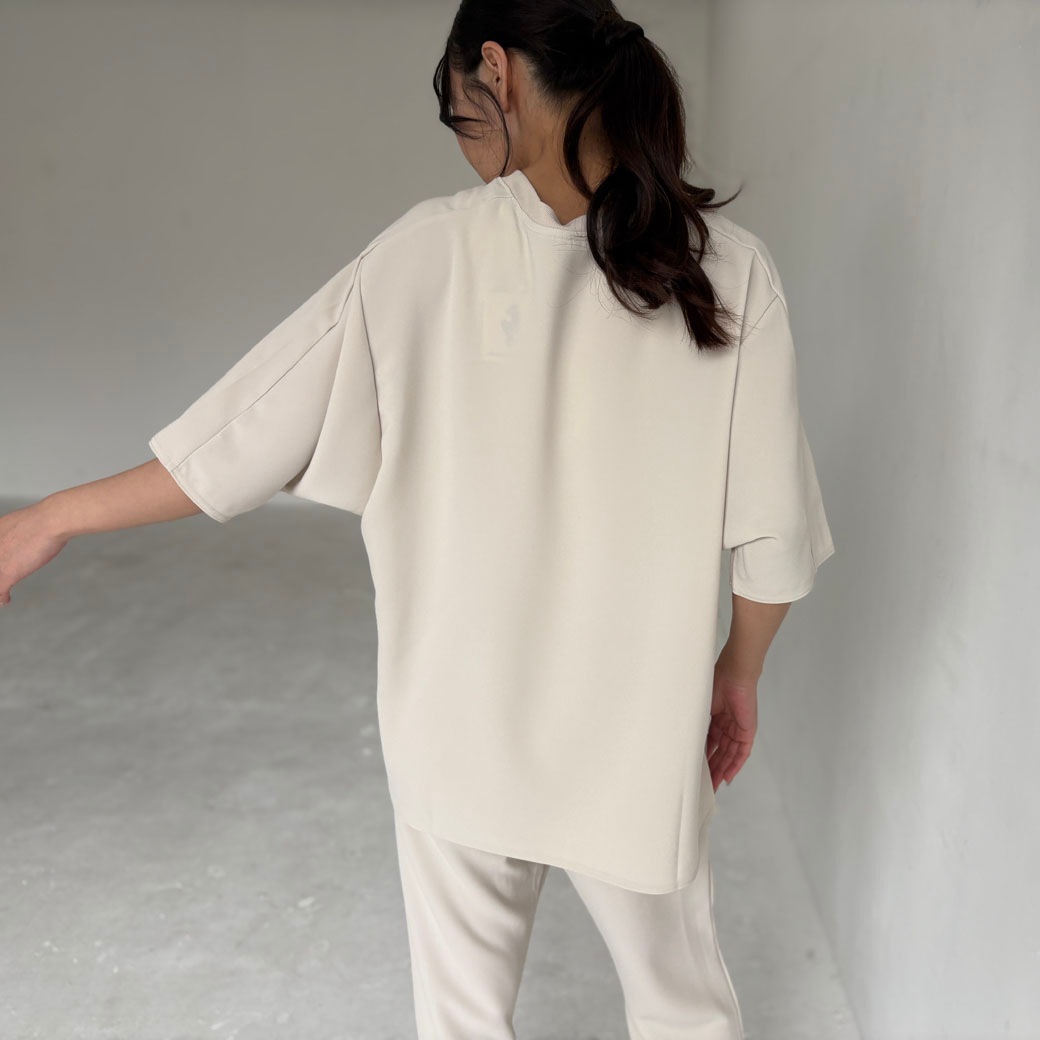 ダブルクロスセットアップ＿裾スリットプルオーバー&ストレートパンツ