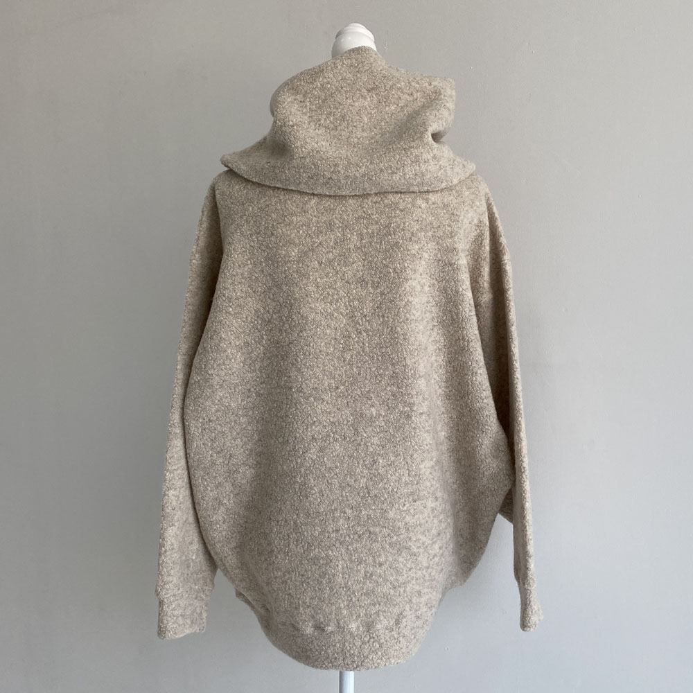 シープパイル　ビッグシルエットネックウォーマー付きプルオーバー