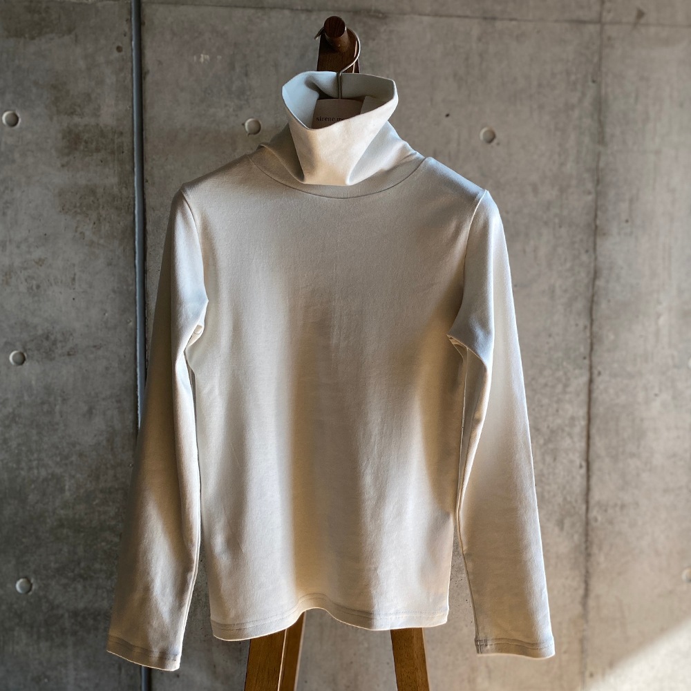 丸胴フライスタートルネック長袖